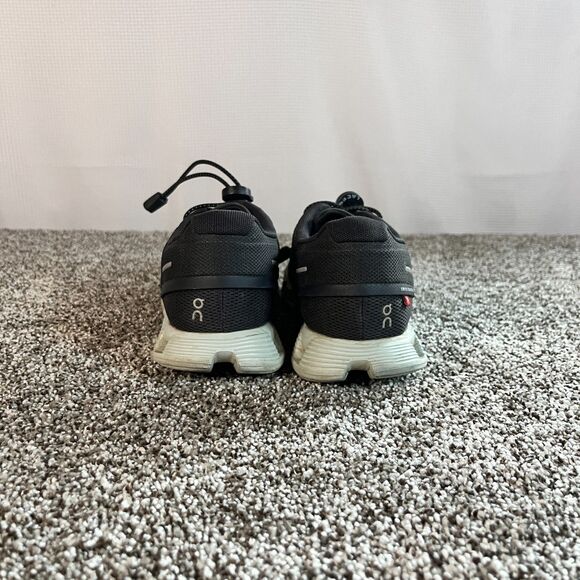 On Running Cloud 5 Running Shoes Size 8.5 Womens Black Comfort Trainers - Picture 5 of 6